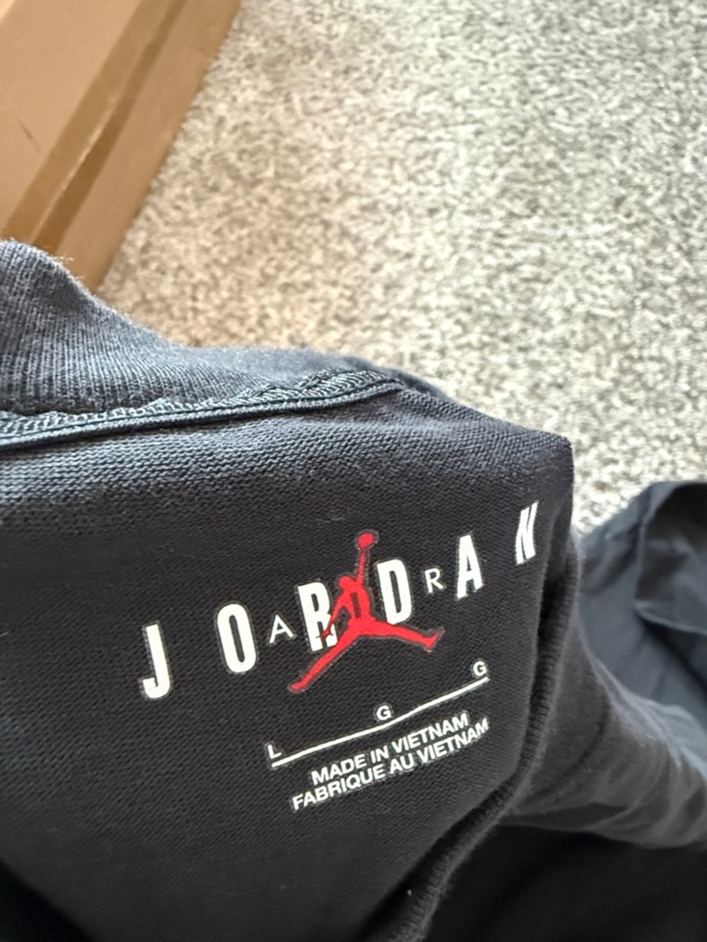 Jordan Black Embroidered Air Jordan Crewneck Tee - Picture 2 of 4